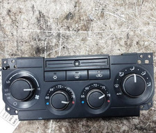 2005-2007 Chrysler 300 Dual Control AC Heater Climate Control Used