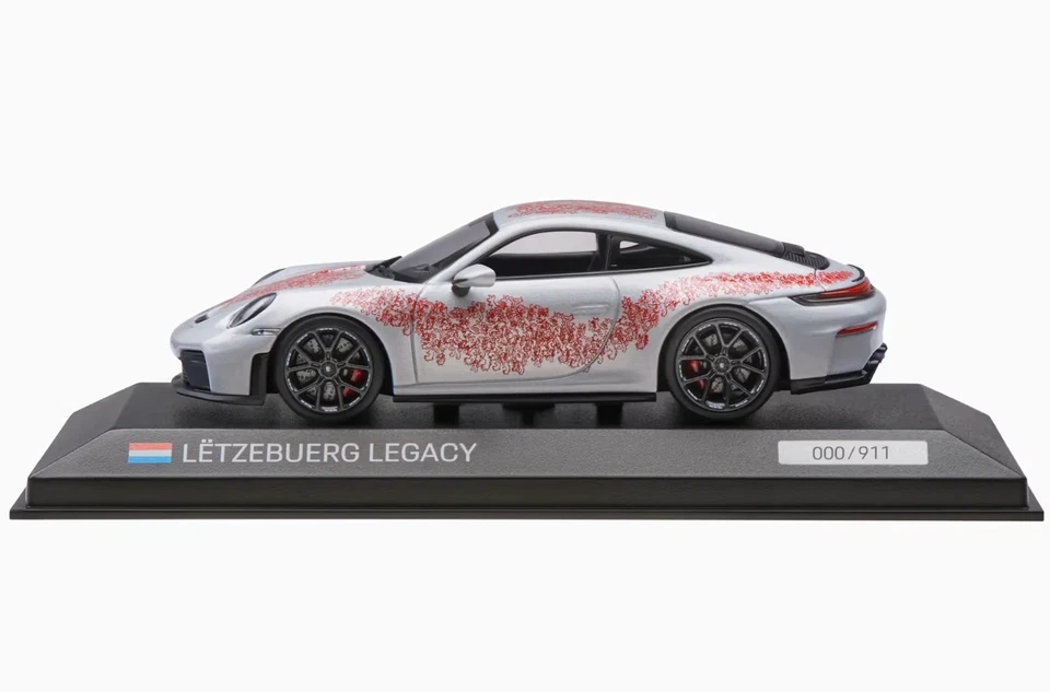 1:43 MINICHAMPS 2025 PORSCHE 911 992.2 GT3 Touring 75Years Luxembourg LIM DEALER - Image 2 of 3
