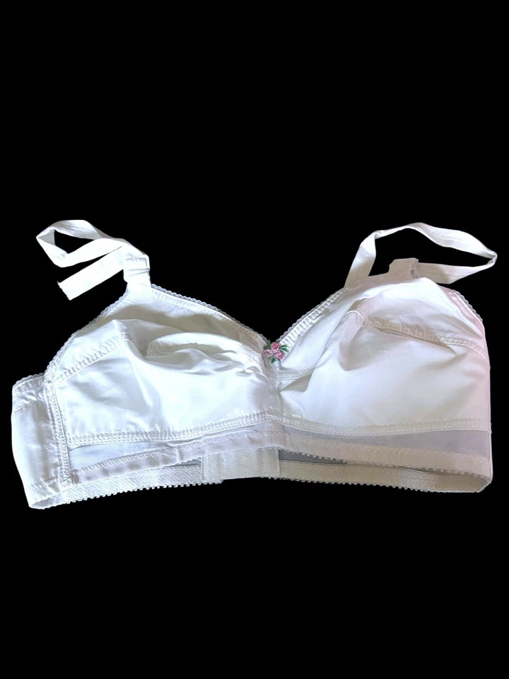 Sujetador Symbra Ette RARO De Colección Nuevo de Lote Antiguo 32CC Estilo 162 Años 60 Nuevo de Lote Antiguo Blanco Principiante Foto 4 de 4