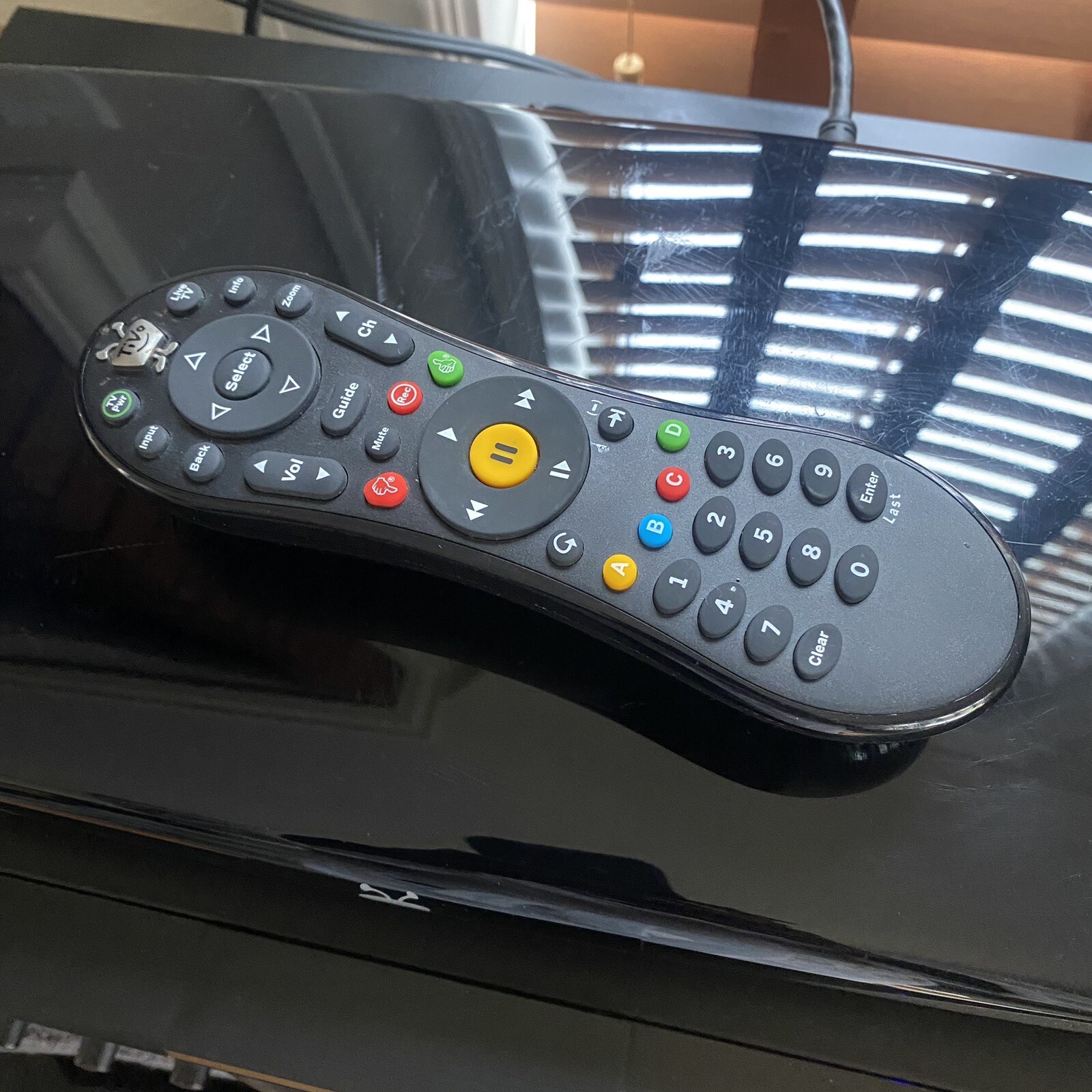 TiVo Roamio OTA LIFETIME SERVICE 1TB 1000GB 155 hours HD