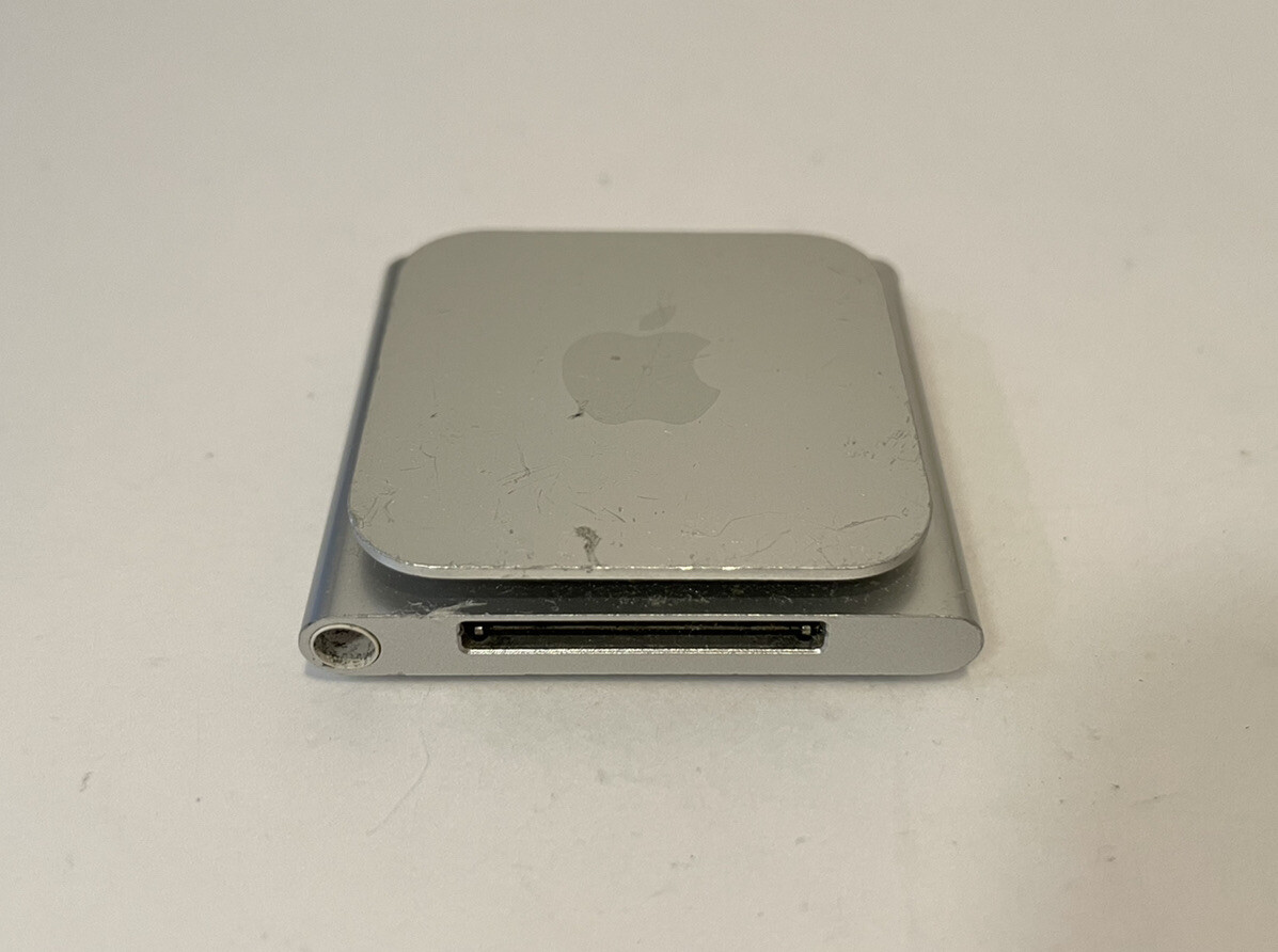 Apple iPod nano 6th Generation 8GB - Silver - Works Great