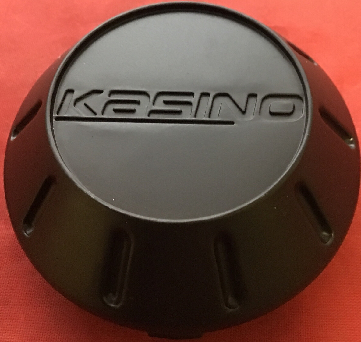 ONE NEW FLAT BLACK KASINO CENTERCAP PD-CAP71-P1035/LG1010-66 11472