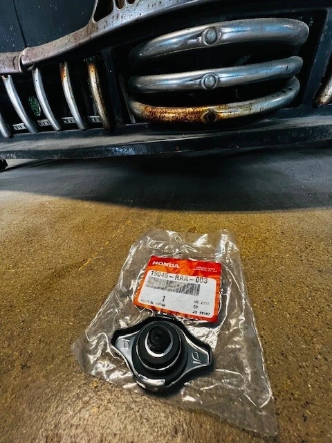 (1) Genuine Honda Acura Radiator Cap (Denso) 19045-RAA-003 - Image 3 of 3