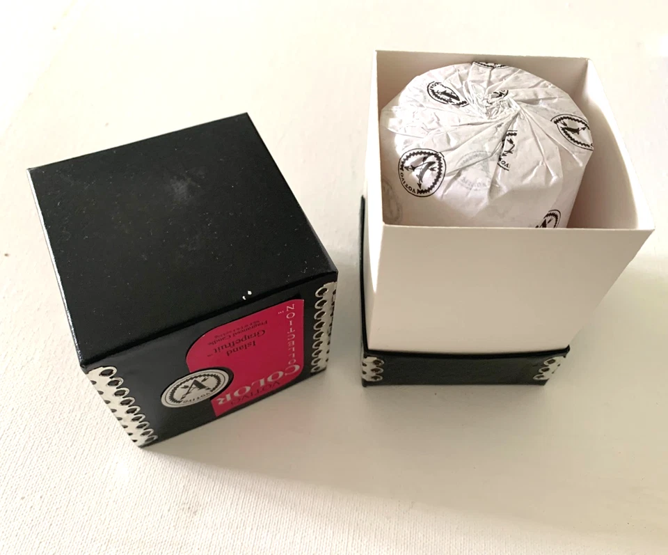 VOTIVO Colección Color Rosa Isla Pomelo Vela Fragancia 6.1 Onzas Nuevo en Caja Foto 3 de 4