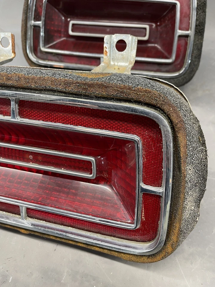 Ford Galaxie LTD 1970 personalizado XL 500 luces traseras luces lentes biseles OEM Foto 3 de 4