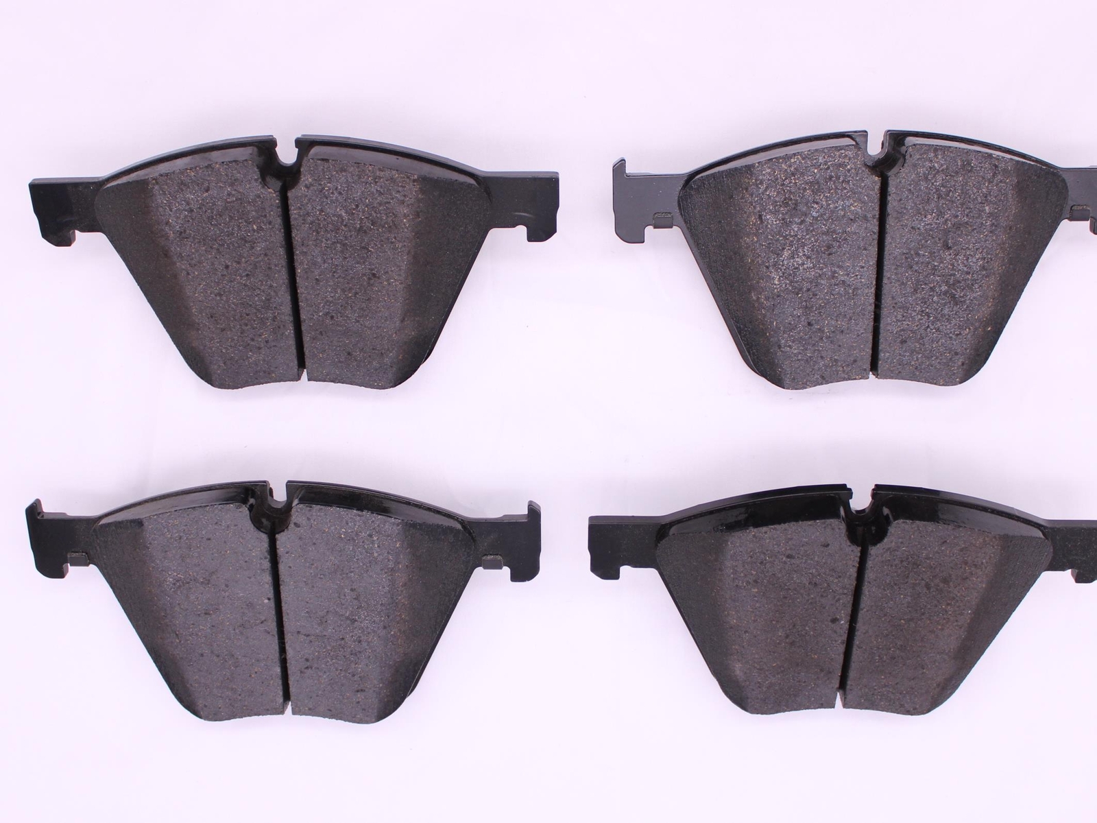 Brake Pad Set Part Number - 34-11-6-775-330 For Rolls Royce