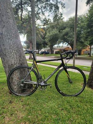 Bicycles - Giant Tcr Composite 2 - Nelo 