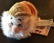 NWT Disney Store Authentic Tsum Tsum Mini Doc Seven Dwarfs Snow White Plush