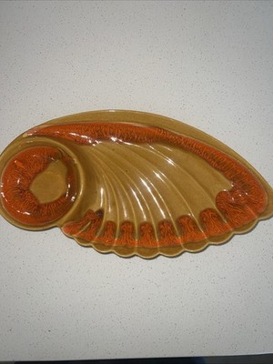 California Pottery Chip Dip Bowl Orange Gold Fan Feather Wing R-134 Appx 16 x 8''