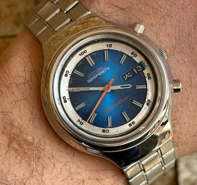 Vintage Seiko 5 Sports Speed-Timer 7015-8000 Blue Dial Flyback Chronograph 39mm