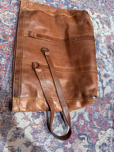 Vintage Eddie Bauer Leather Carry-On Brown Bag Straps Zippered Compartments