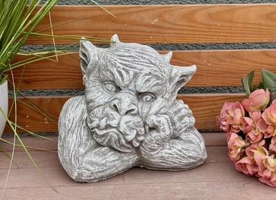 Frostfeste Steinfigur Gargoyle Büste Roberto 20 cm Gartenfigur Steinguss