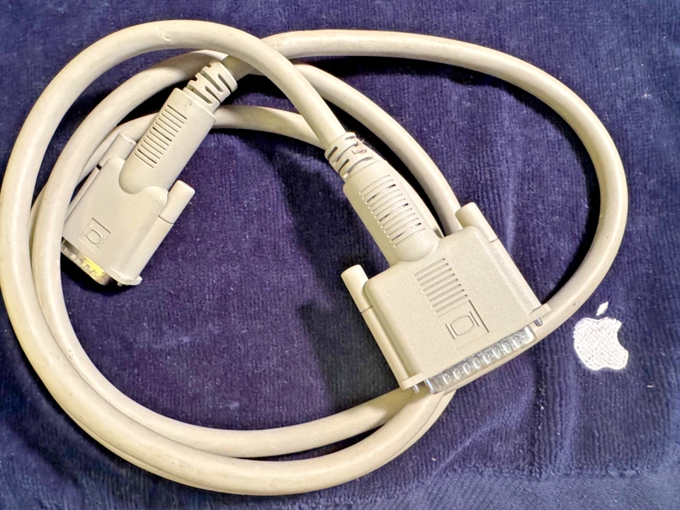 Apple Mac Video Cable 590-0615-A RARE 21" Two Page Portrait Display DB-15 13W3 - Image 3 of 3