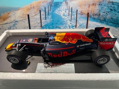 RedBull ,D.Ricciardo Monaco  GP. 2016 . 1:18 Minichamps -244 pcs. Fahne Red Bull