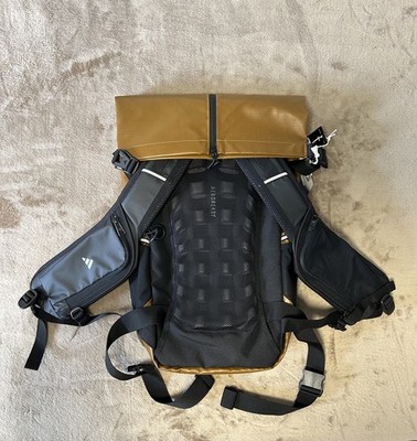 adidas AP/Syst Backpack Bronze Strata Reflective Silver JD5752 Training Bag NEW | eBay adidas AP/Syst Backpack Bronze Strata Reflective Silver JD5752 Training Bag NEW | eBay