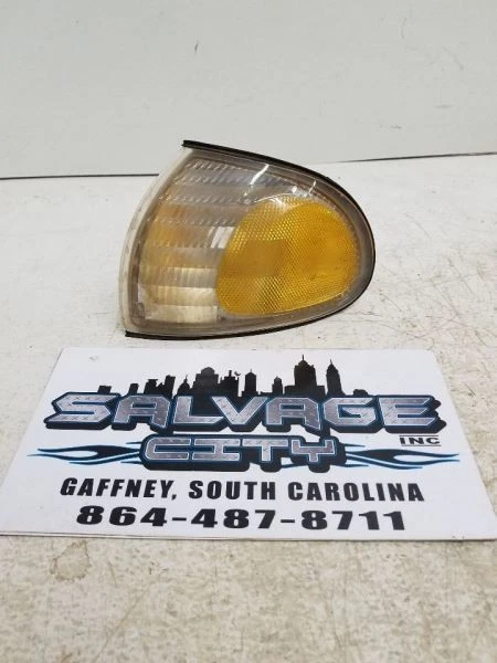 Luz de estacionamiento/esquina del conductor lámpara de giro compatible con Windstar 4402 95-97 Foto 2 de 4