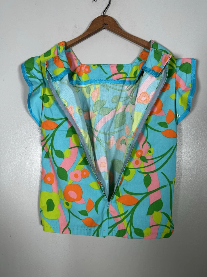 60s Floral Flower Power Mod Vintage Ruffled Shirt Medium - Image 4 of 4
