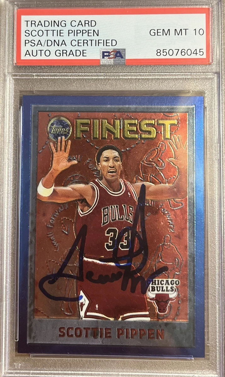 Topps Scottie Pippen Basketball Autographed Sports Trading Cards
