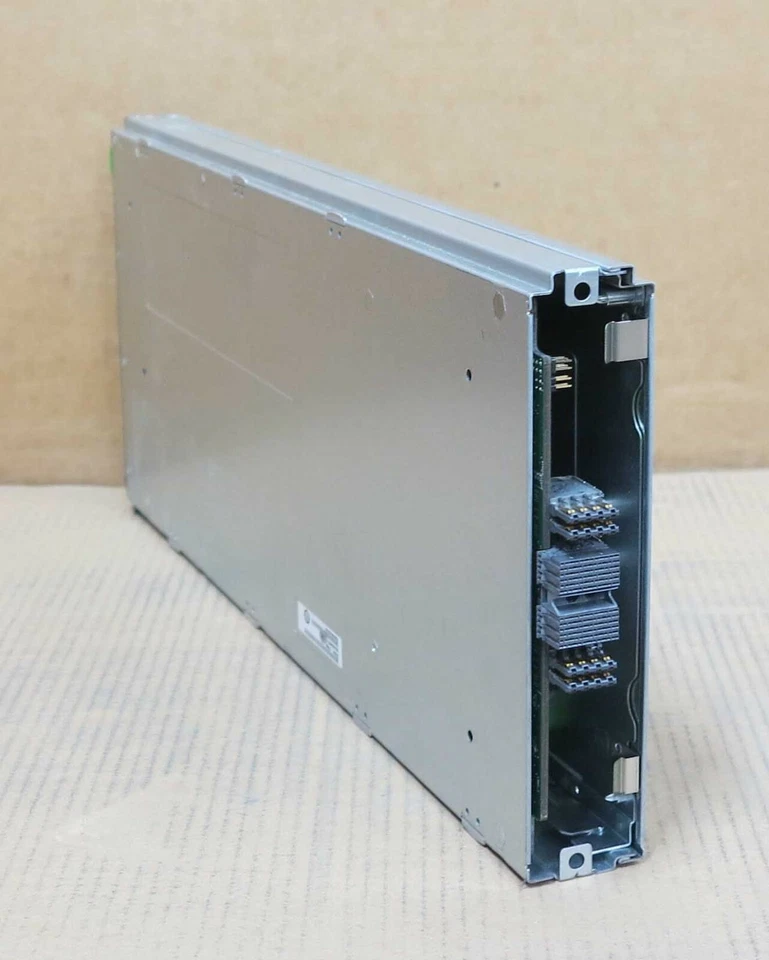 Fujitsu Primergy BX920 S1 Blade 2x 4-Core E5530 2.4GHz 48GB Ram 2x 300GB HDD - Image 3 of 4