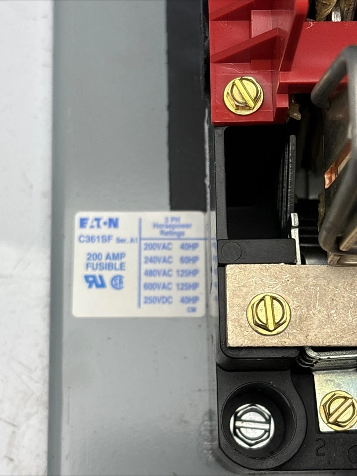 EATON C361SF SER.A1 200 AMP FUSIBLE WITH HANDLE . - Image 3 of 4