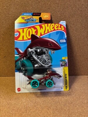 2024 Hot Wheels 18/250 HTC94 Shark Bite HW Mega Bite 1/5