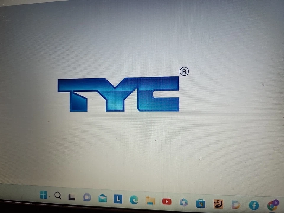 Faro halógeno lateral derecho TYC para Kia Sorento con barra de luz LED P.L. 2016-2018 Foto 3 de 4