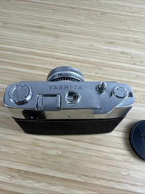 Appareil photo télémétrique argentique vintage YASHICA Lynx 5000