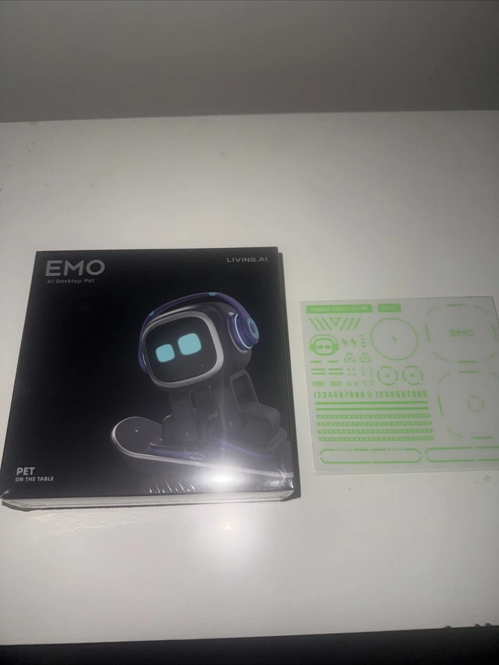 EMO Pet Living Ai Desktop Robot + Case + Smart Light + International Adapter