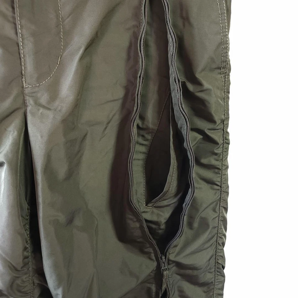 PANTALONES DE PARACAÍDAS USADOS 09AW ISSEY MIYAKE HOMBRE CAQUI BUENOS Foto 4 de 4