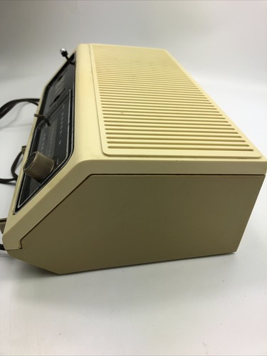 Vintage Zenith F460P2 Solid State Clock AM/FM Radio RARE TESTED - Picture 4 of 9