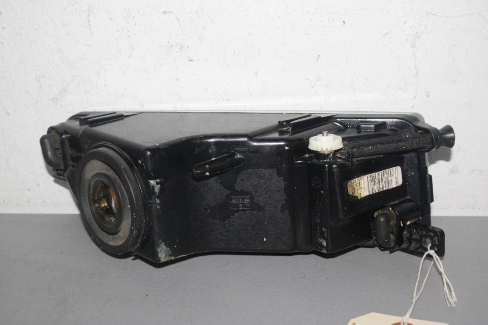 Luz antiniebla lateral izquierda Volkswagen Beetle 2012 2013 Foto 3 de 4