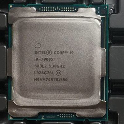 Intel Core i9-7900X Processor (3.38GHz, LGA 2066, 10-Core) - SR3L2  140W