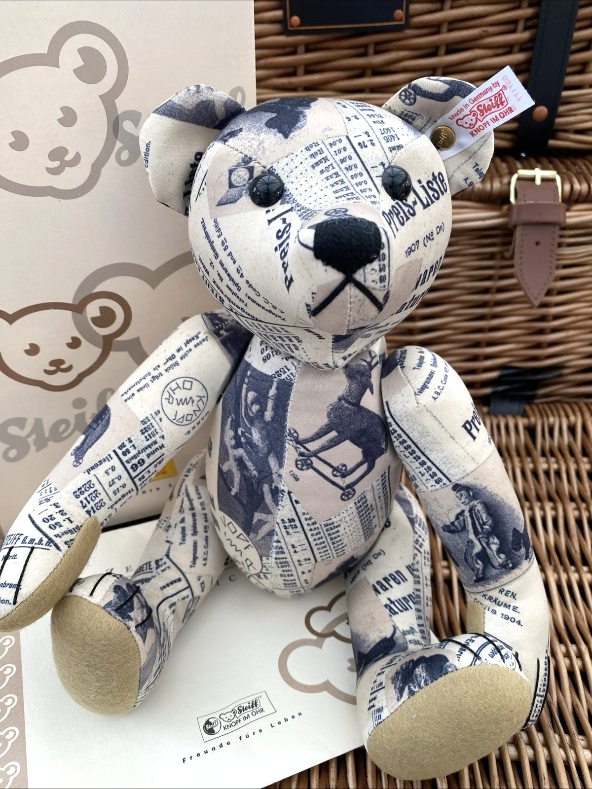 Steiff 2007 Catalogue Teddy Bear - Ltd Edition 30cm EAN:037177 - Boxed + COA