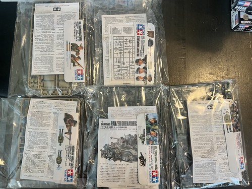 Coffret Tamiya – 7 Figurines Allemandes MG Troupes – Échelle 1/35 – WWII – Avec MG34, MG42, MP40 Et Accessoires – Dès 14 Ans