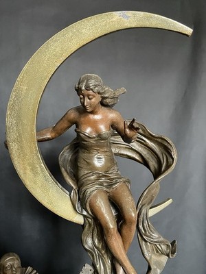 Antike Skulptur Regule Bronze Patiniert Frau Pierrot Mond Ständchen Statue