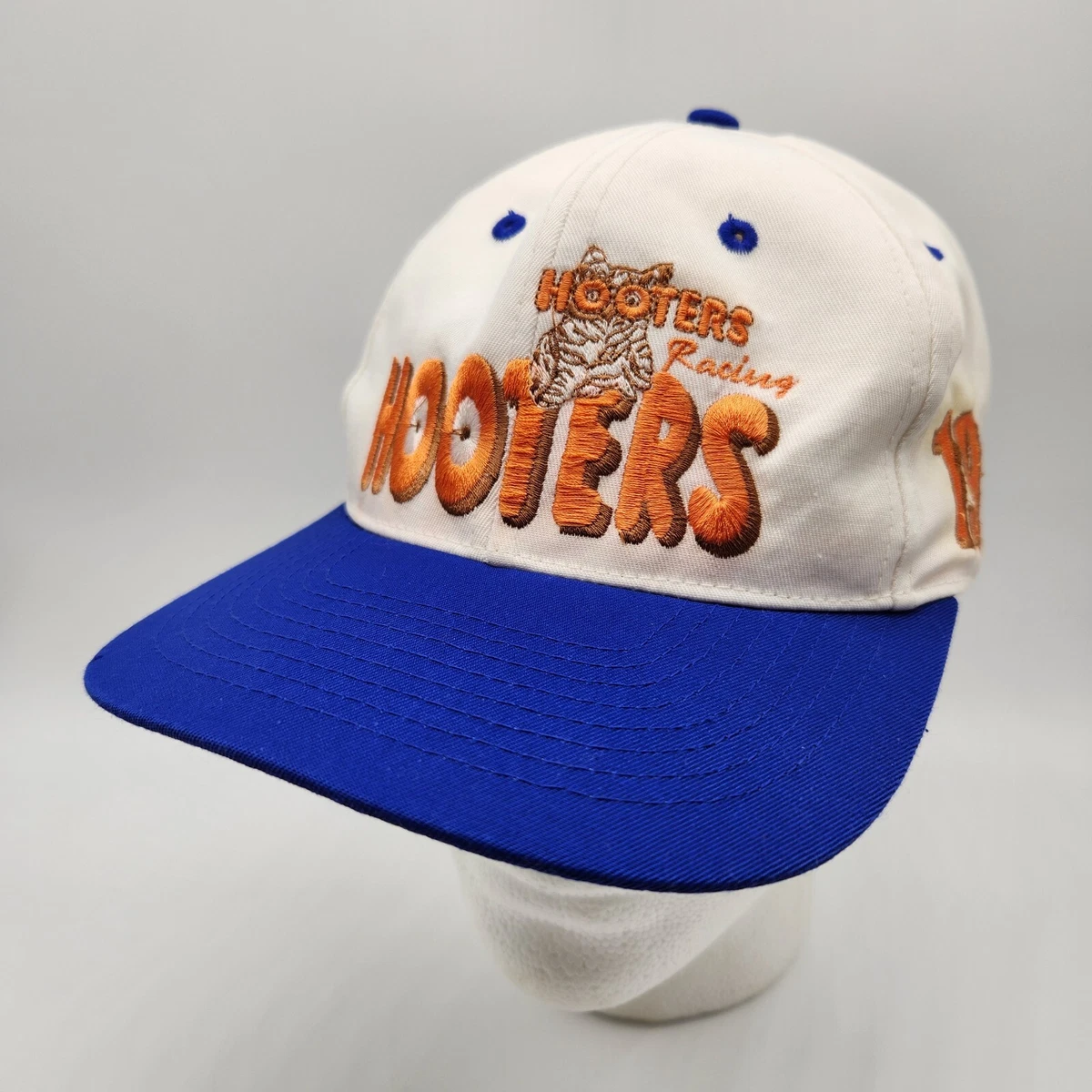 Hooters top racing hat