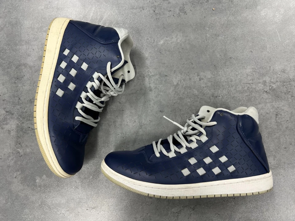 Nike Air Jordan Illusion 705141-403 Men's 9.5 Blue Leather Athletic Sneakers - Image 2 of 4