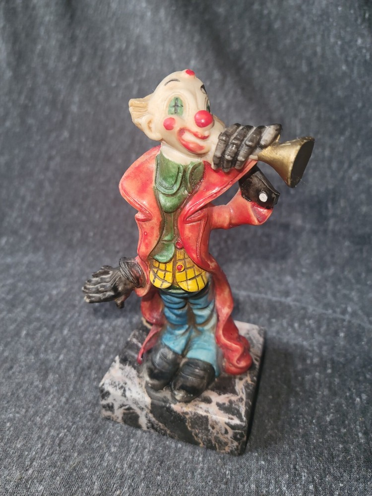 Vintage Clown Playing Horn On Marble Base, Made In Italy
