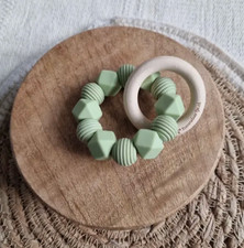 Rammelaartje Heavy Duty Light Green Silicone Massage Gives and Wooden Ring