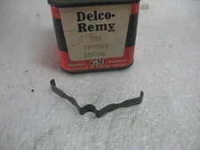 55-58 OLDSMOBILE 57-64 PONTIAC SIGNAL SWITCH DETENT SPRING GM DELCO 1929964 NOS