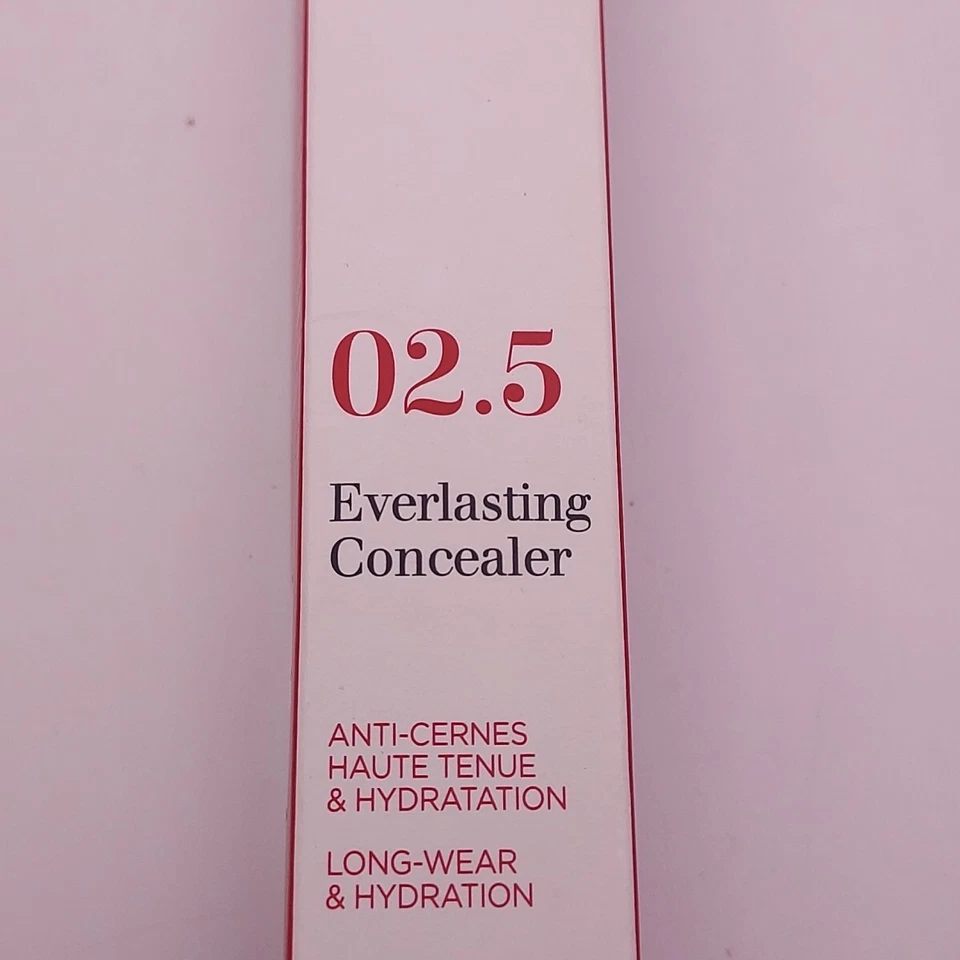 Corrector Clarins Everlasting Hidratación Larga Duración 02.5 MEDIANO Foto 4 de 4