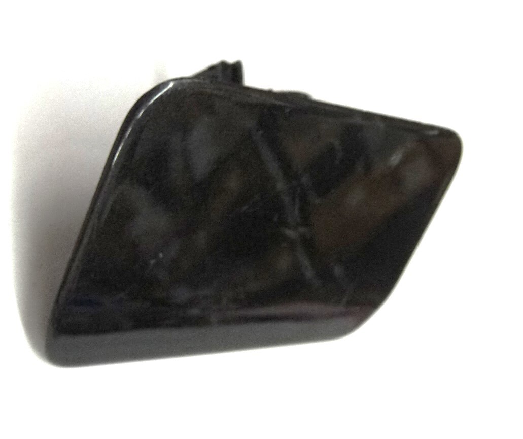 2014-2016 Maserati GT Front Bumper Headlight Washer Cover Right 80056800 OEM A1