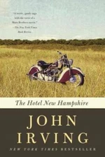 The Hotel New Hampshire (Ballantine Reader's Circle) - Paperback - GOOD