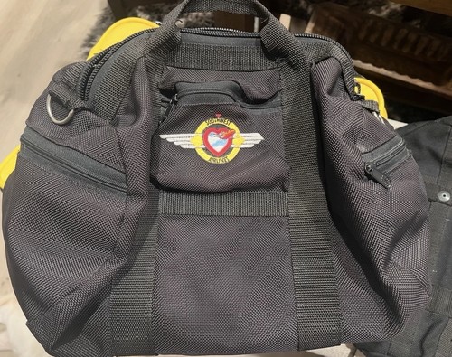 SWA SOUTHWEST AIRLINES Pilot Duffel Bag PRETTY NEAT 1990’s Airlines Aviation SW