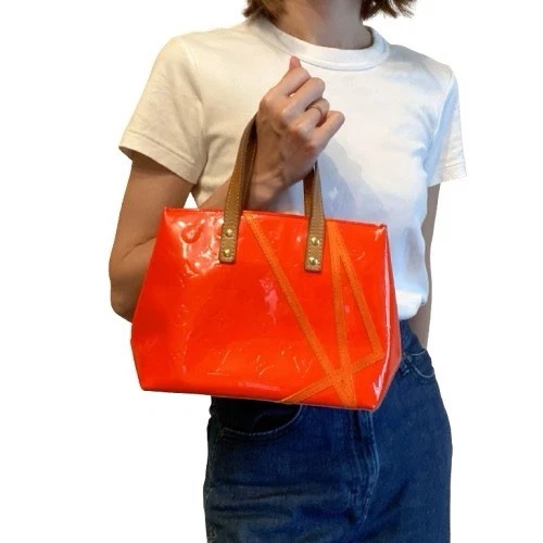 LOUIS VUITTON（LV） Borsa Louis Vuitton Vernis Reade PM arancione Robert Wilson edizione limitata smaltata