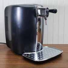 KRUPS beertender VB21 keg beer dispenser tap Heineken