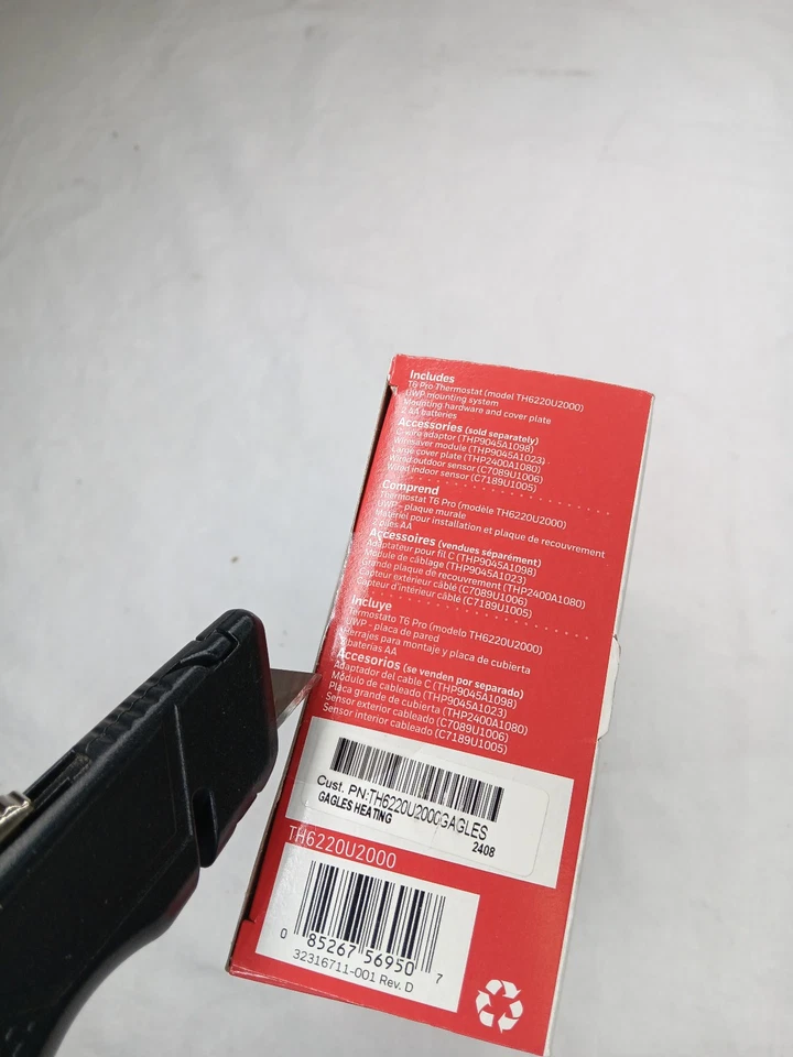 Honeywell *CONTRACTOR BRANDED - see pics* T6 PRO TH6220U2000 Thermostat - Image 4 of 4