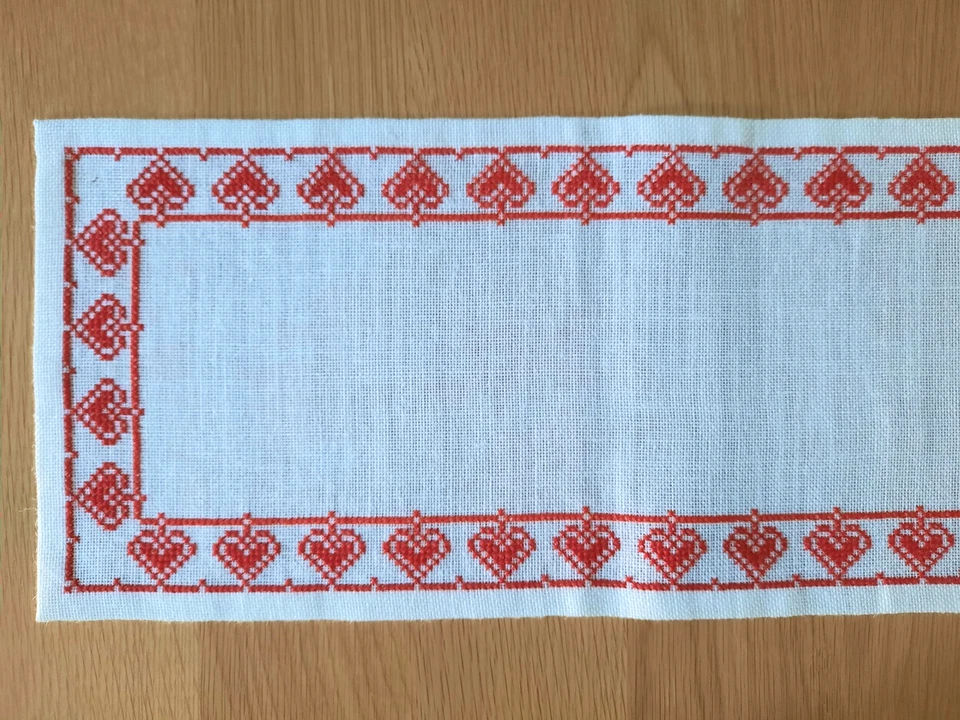 Scandinavian embroidered red hearts table runner - Image 3 of 4