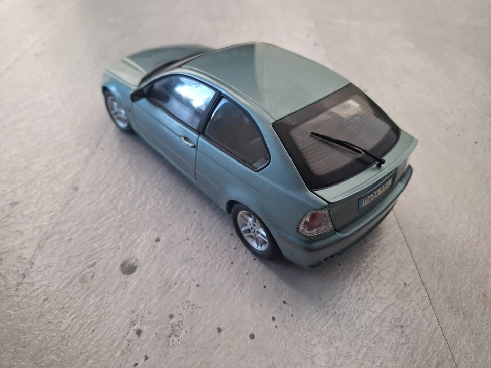BMW 325ti Compact, E46, 2001, grünmetallic, 1:18, Kyosho - Bild 4 von 4