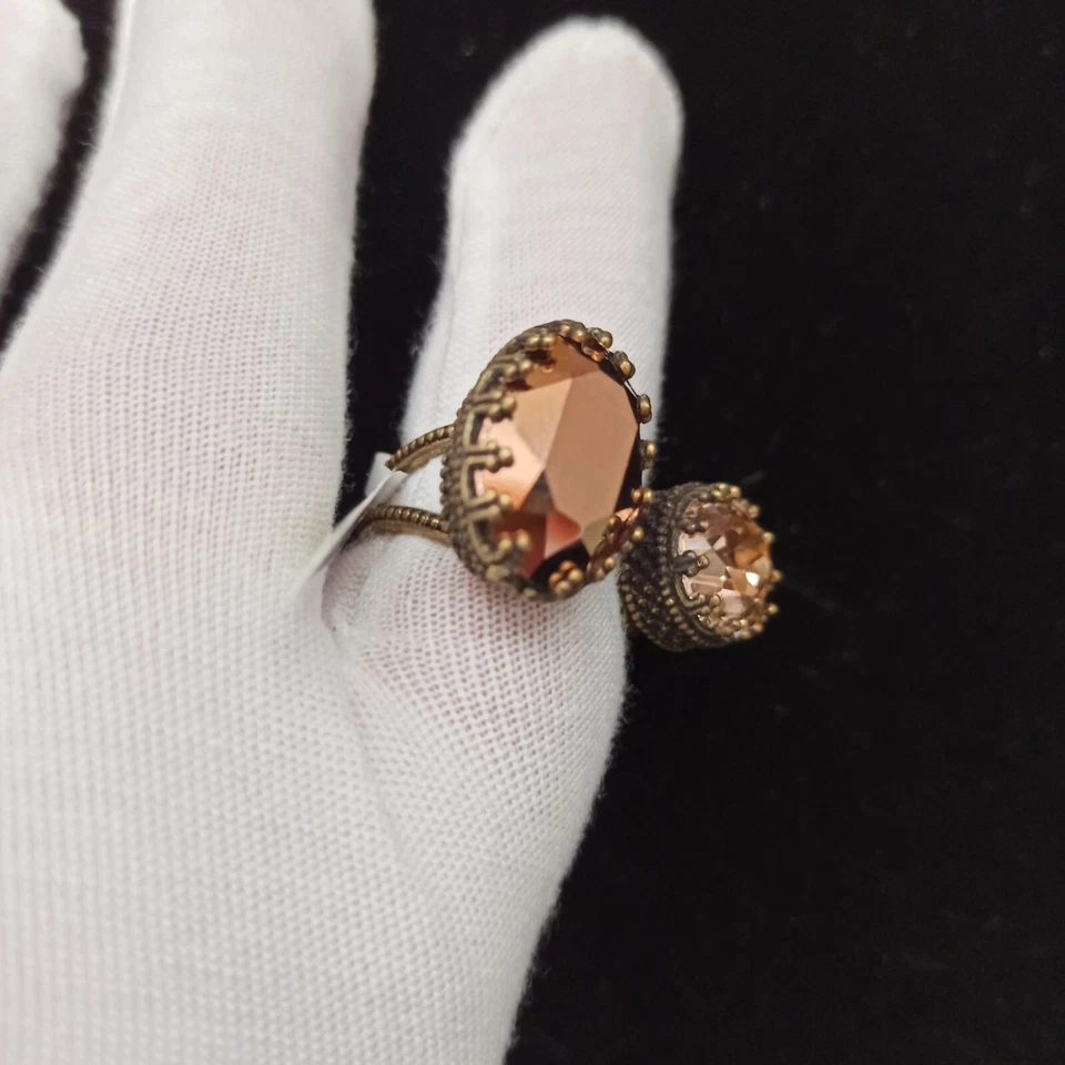 Anillo Michal Negrin Corona Superior Abierta y Grande Marrón Bronce Cristales Metálicos Nueva Caja Foto 2 de 4